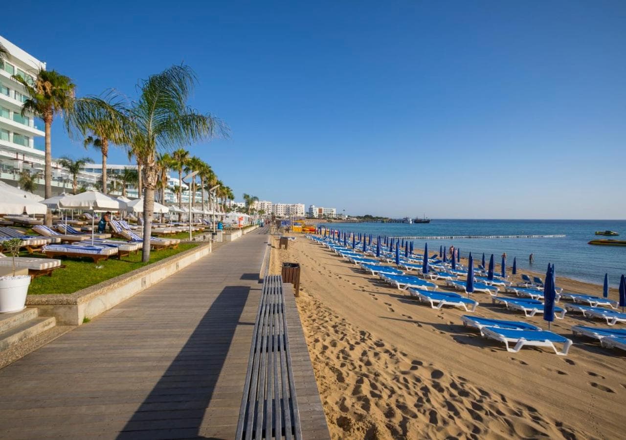 Constantinos the Great Beach Hotel – photo 3