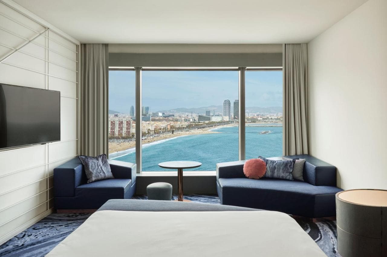 W Barcelona – photo 2