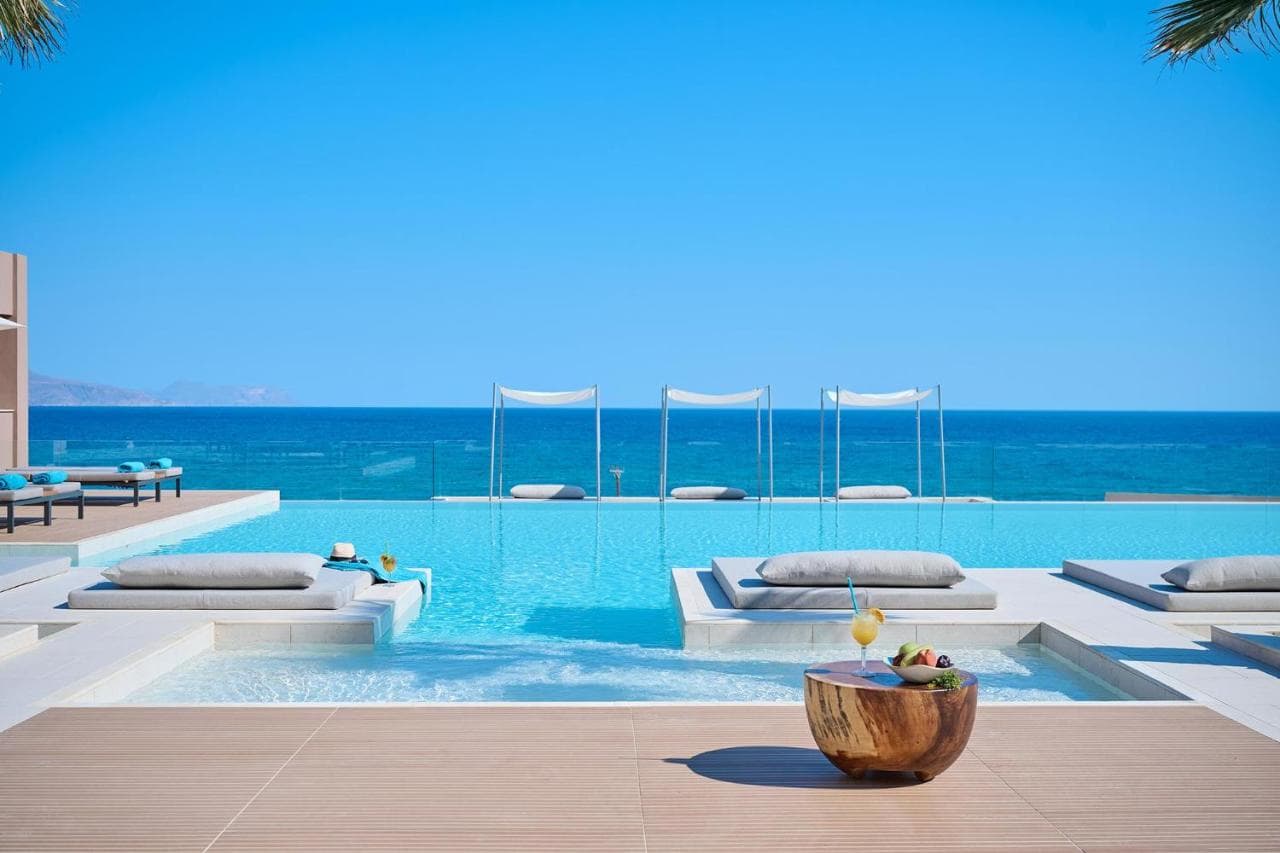 Oros Luxury Beach Resort