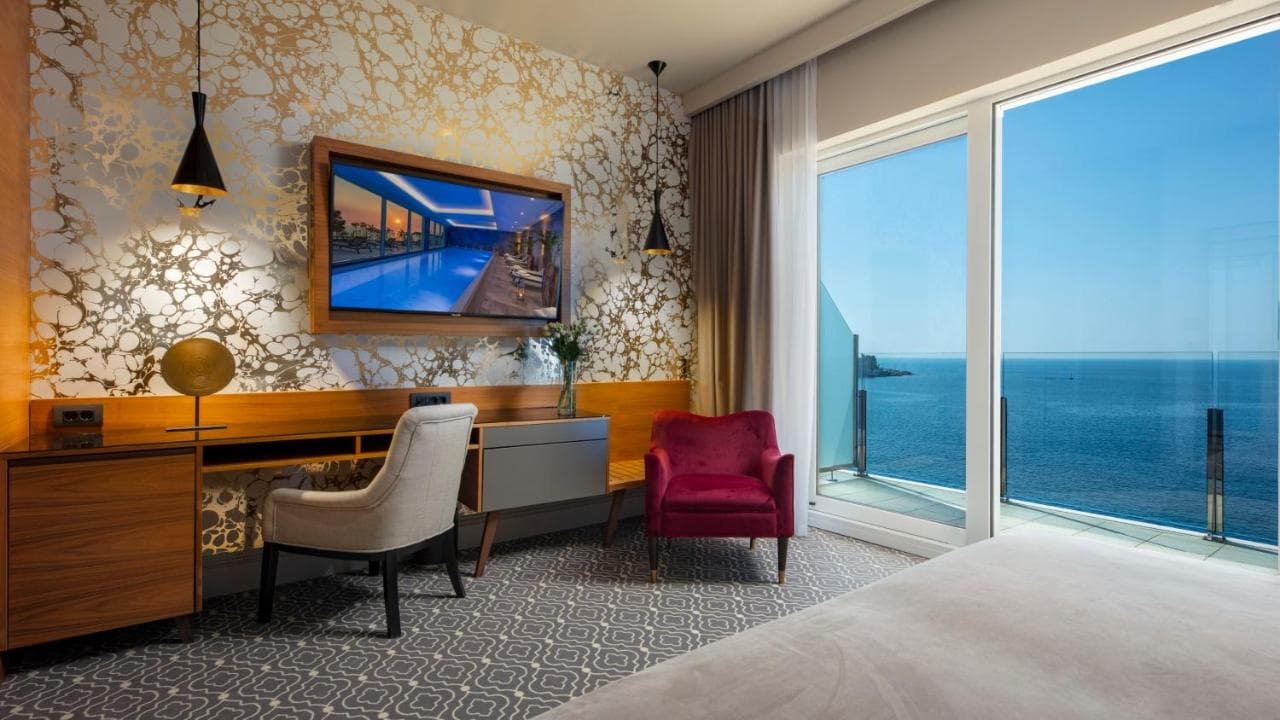 Royal Ariston Hotel – photo 5