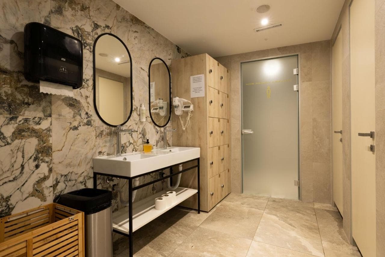 Royal Ariston Hotel – photo 6