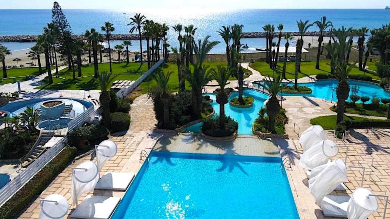 Sandy Beach Hotel & Spa – photo 8