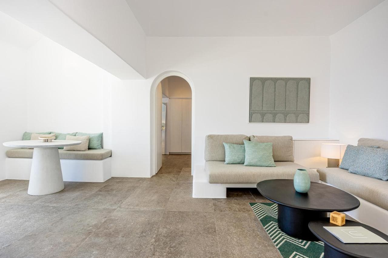 Canaves Oia Suites - Small Luxury Hotels of the World – photo 3