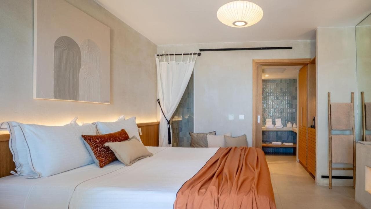 Apeiron Blue Santorini by Apeiron Hotels – photo 6