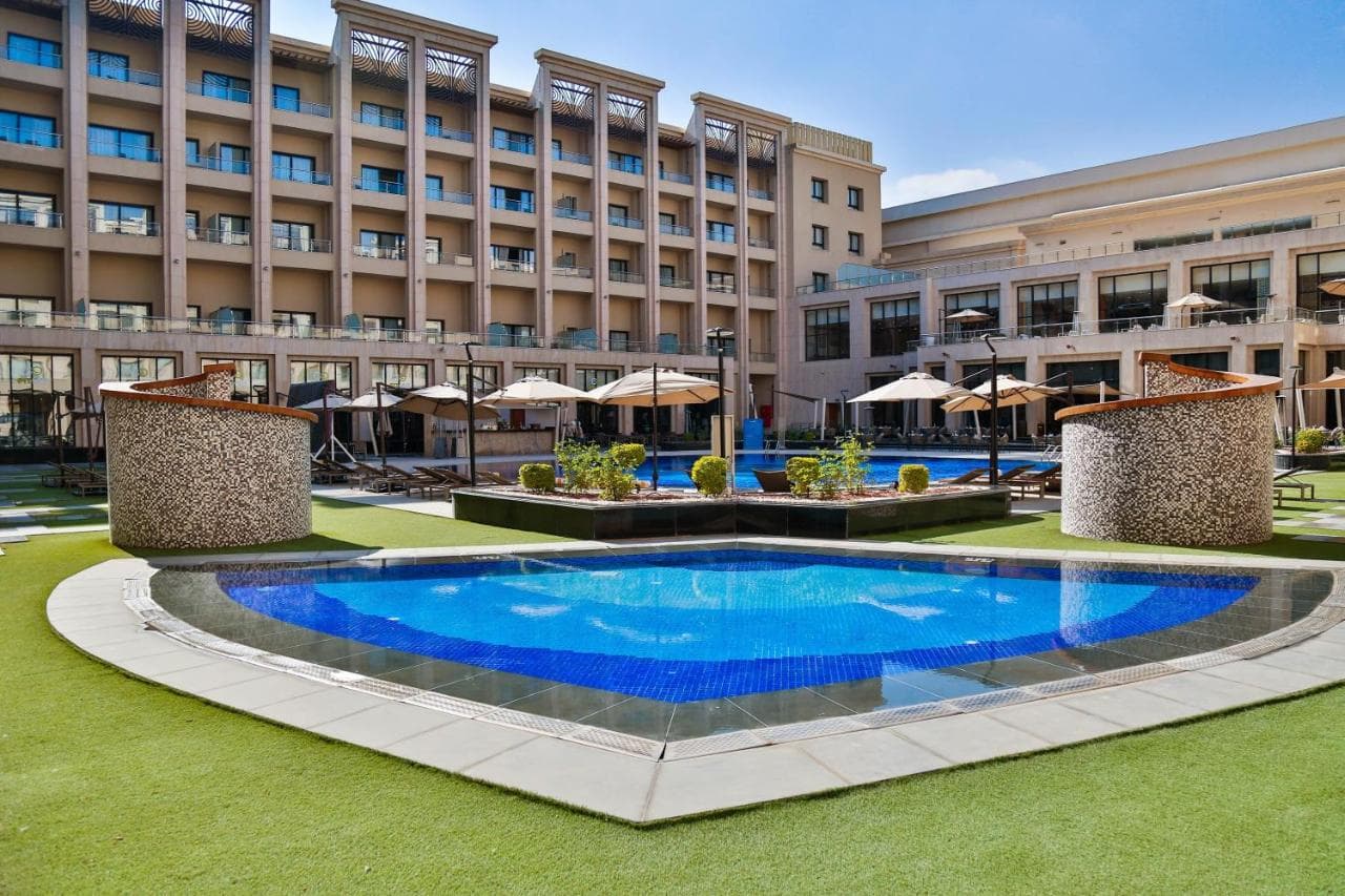 Triumph Luxury Hotel – photo 6