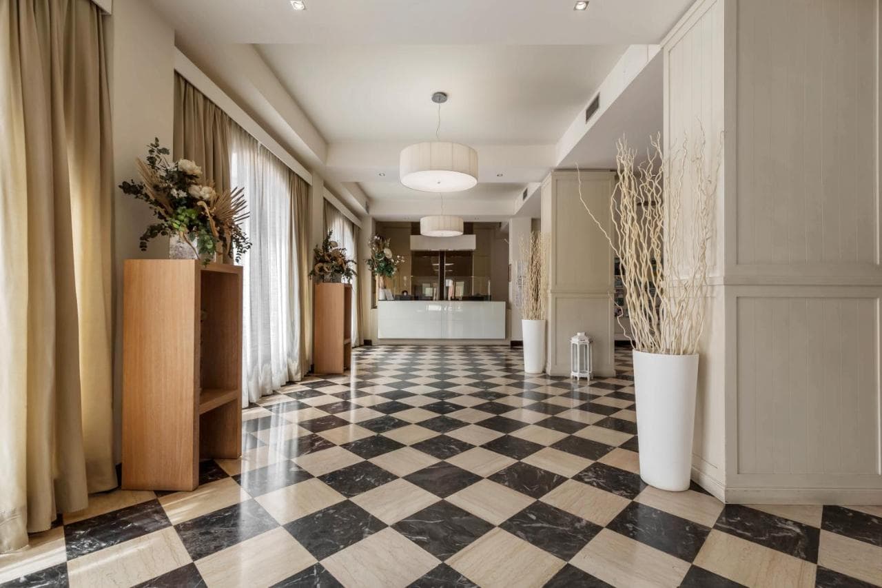 Hotel Catalunya – photo 3