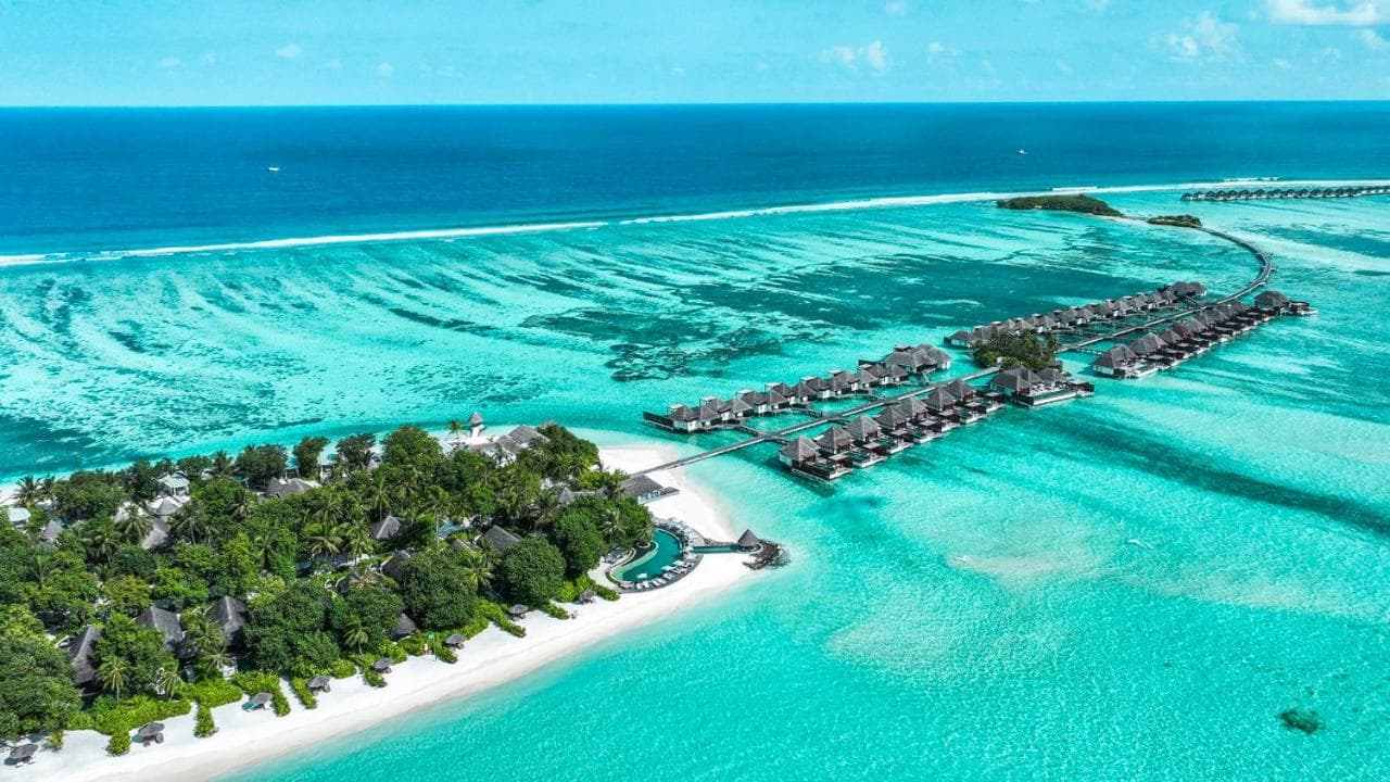 Four Seasons Resort Maldives at Kuda Huraa