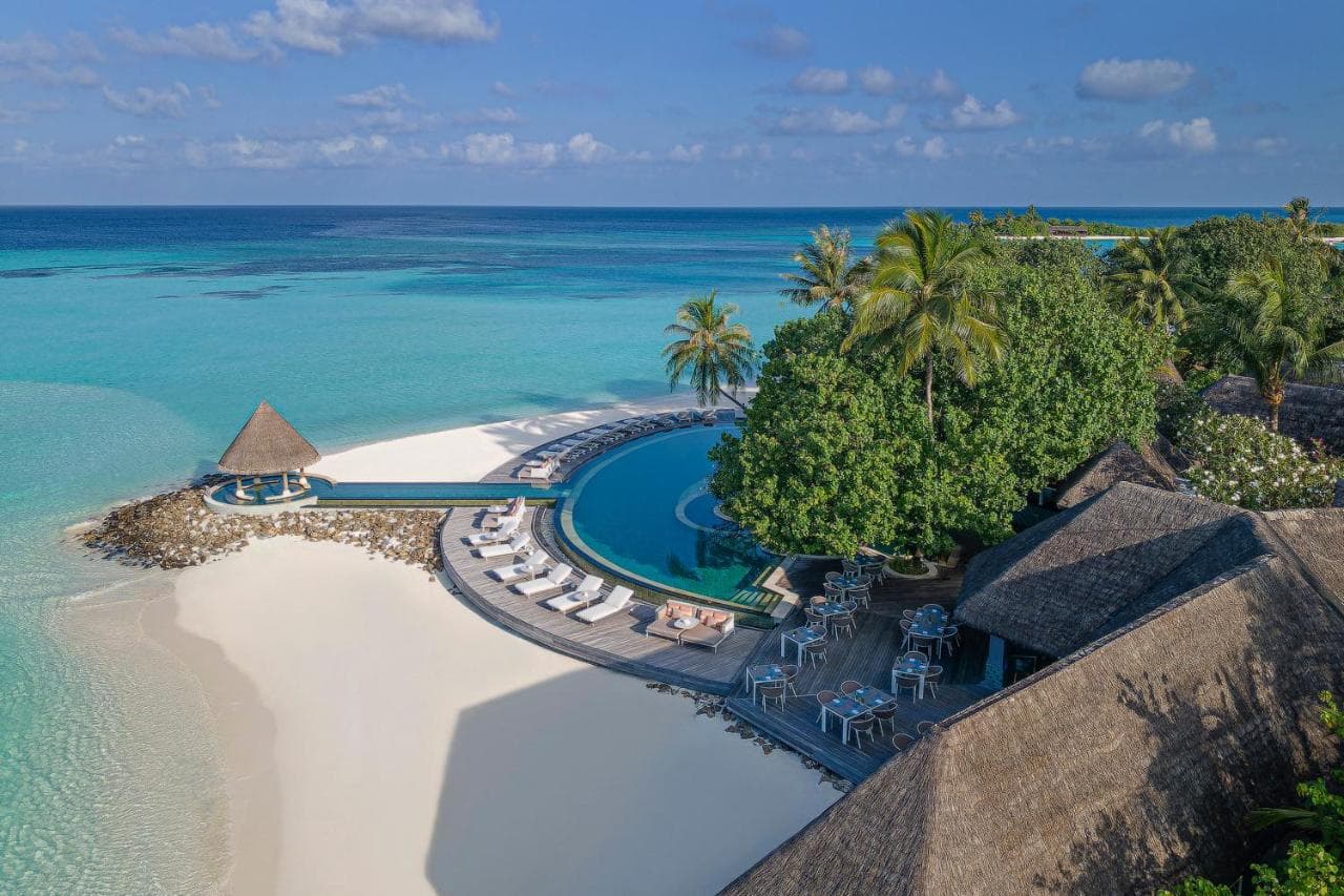 Four Seasons Resort Maldives at Kuda Huraa – photo 3