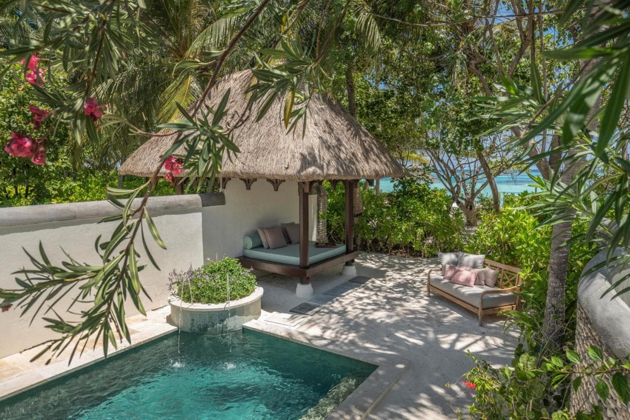 Four Seasons Resort Maldives at Kuda Huraa – photo 6