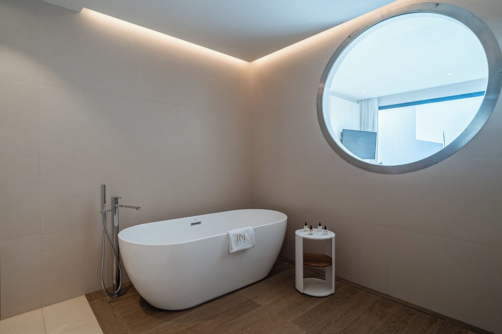 Royal Marina Suites Boutique Hotel – photo 3